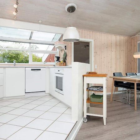 6 Person Holiday Home In Bjert Binderup Strand Bagian luar foto