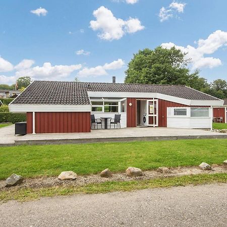 6 Person Holiday Home In Bjert Binderup Strand Bagian luar foto